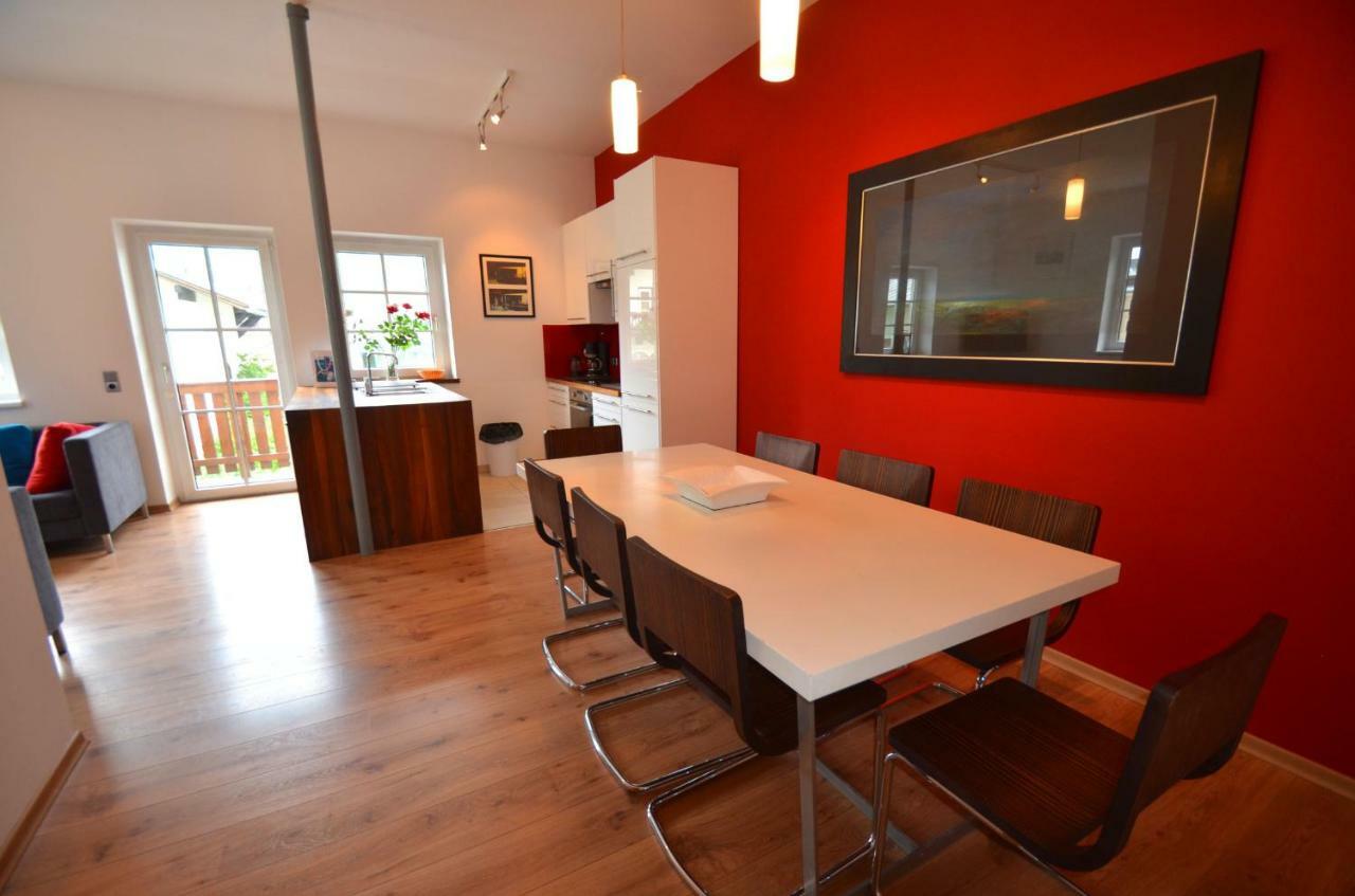 Apartment Cityxpress Top 6 By All In One Apartments เซลล์อัมเซ ภายนอก รูปภาพ